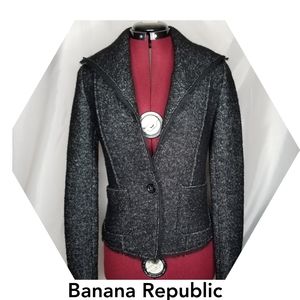 🍁3/$25 Banana Republic Fitted Blazer